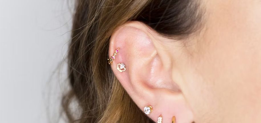 Everything You Need to Know About Helix Piercings