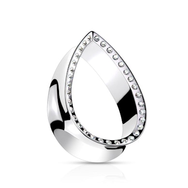 Teardrop tunnel with gem paved edge