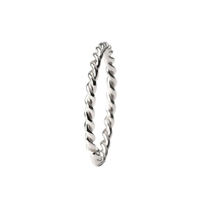 Ring with twisted design made of 14k gold