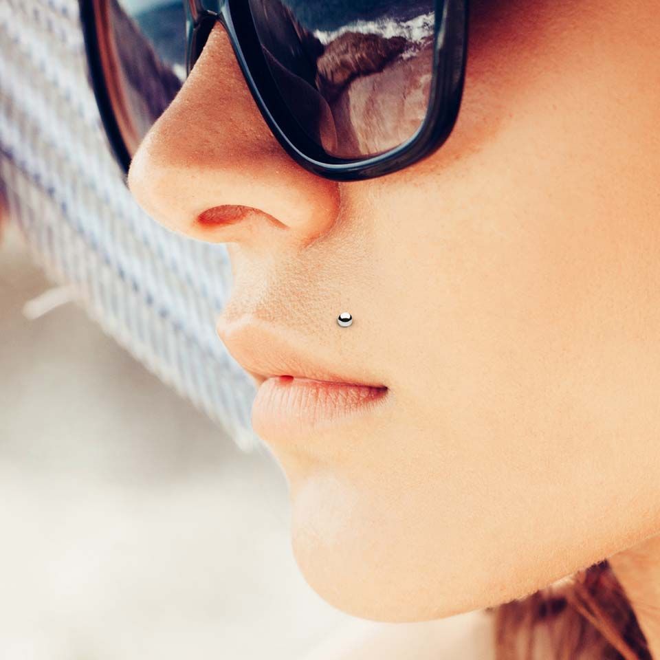 Labret auskaras iš 14k aukso