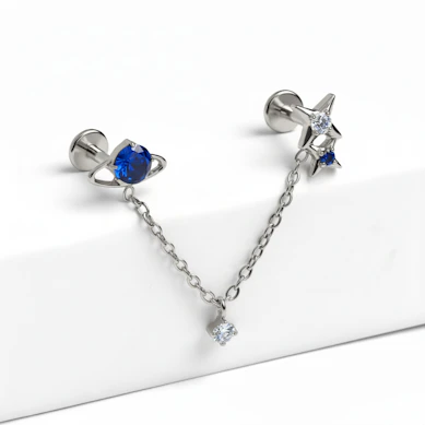Kosminis labret duetas iš titano