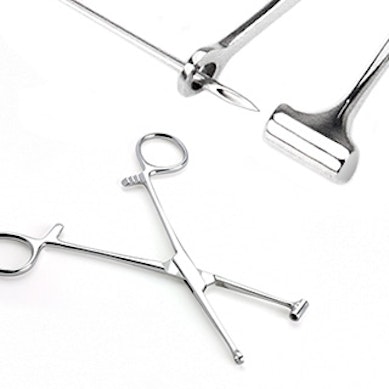 Kibiro formos žnyplės tragus auskarams