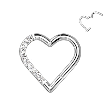 Susegamas cirkonio kristalais grįstas širdelės formos auskaras