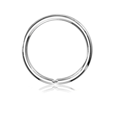 Seamless ring large and simple