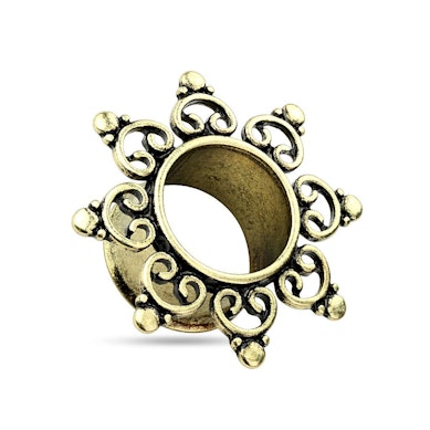 Tunnel with antique look and tribal design