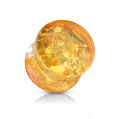 Plug with amber texture