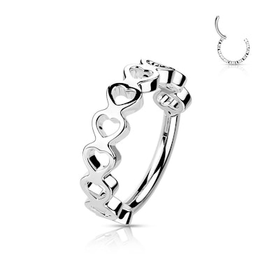Hinged segment ring with side facing hearts