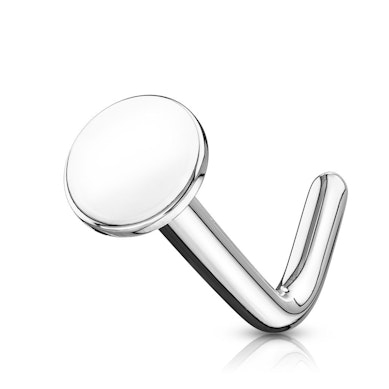 Nose ring made of 14k gold with flat top