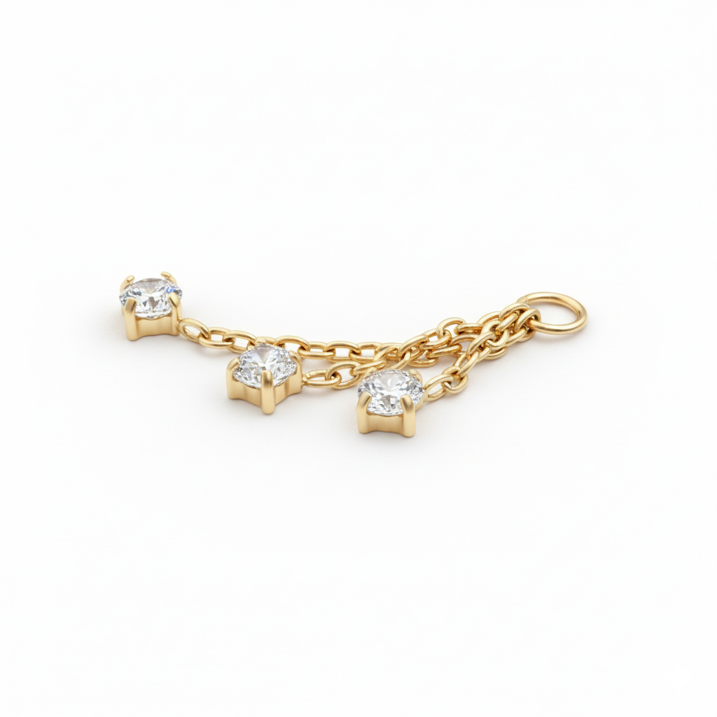 Pakabukas su trimis akutėmis