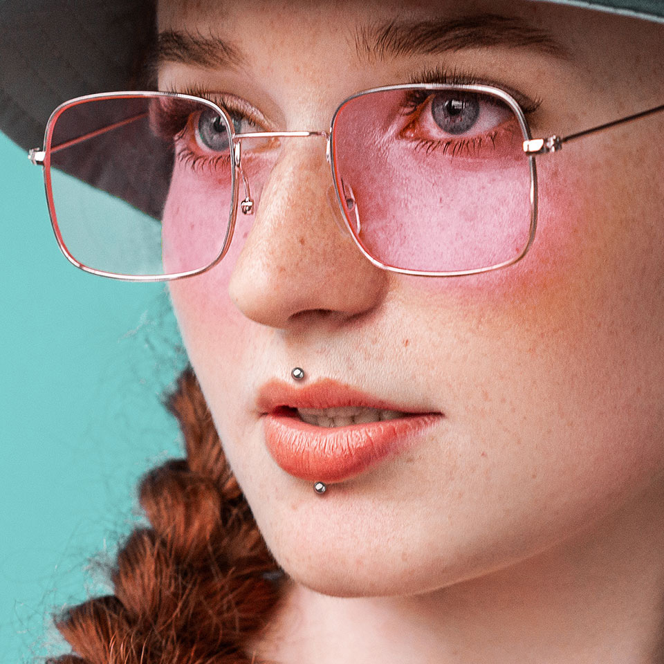 Įstumiamas labret auskras iš titano