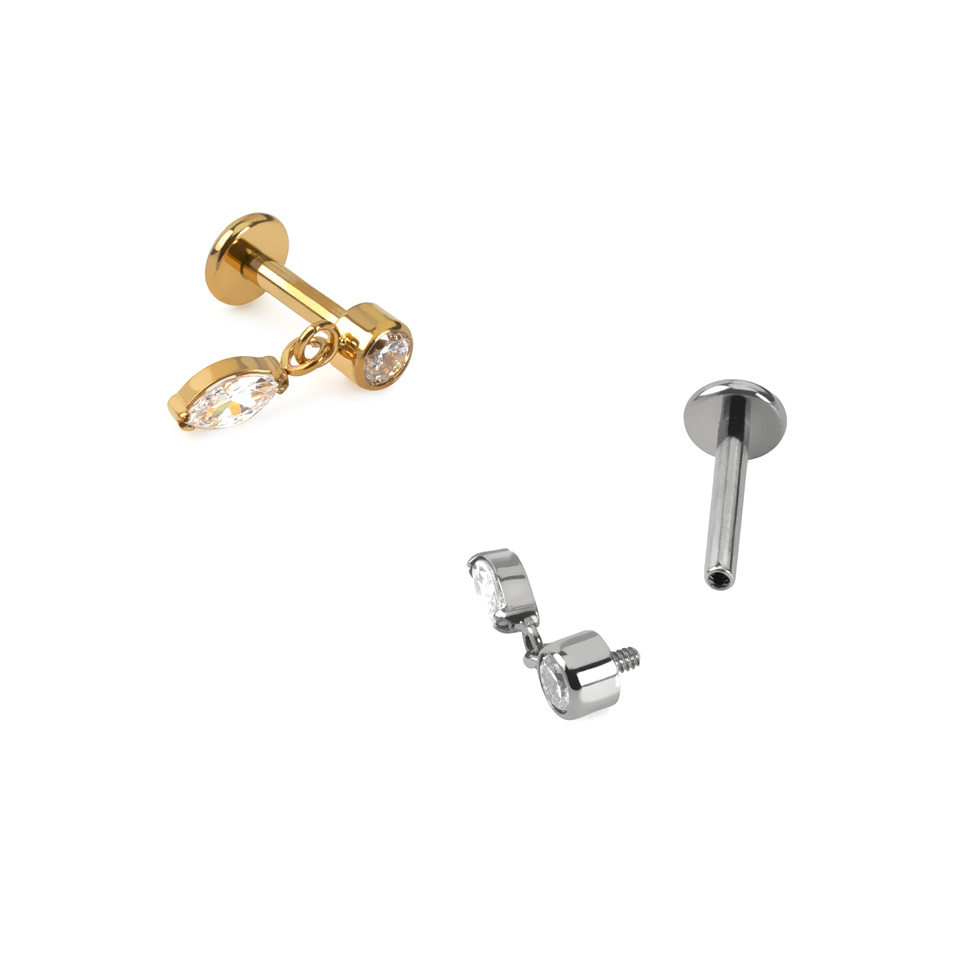 Titano labret auskaras su elegantišku markazito žavesiu