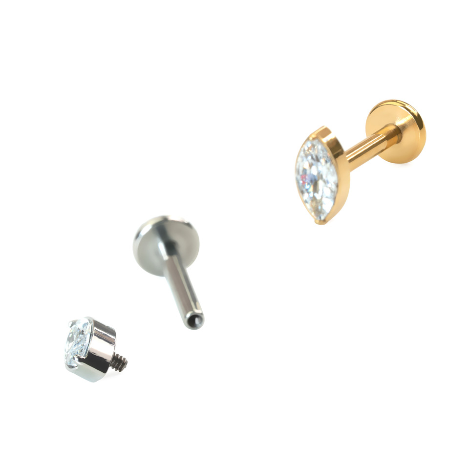 Labret auskaras iš titano su markazito akmenėliu