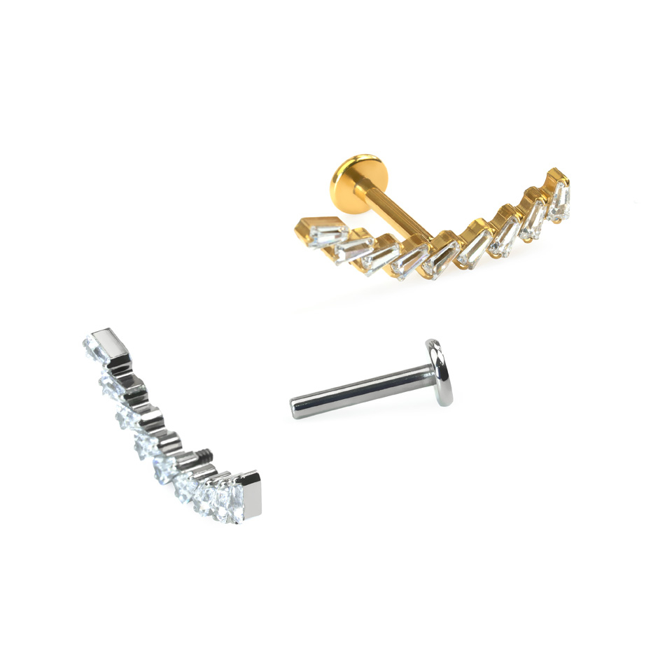 Labret auskaras iš titano, padengtas akmenėliais