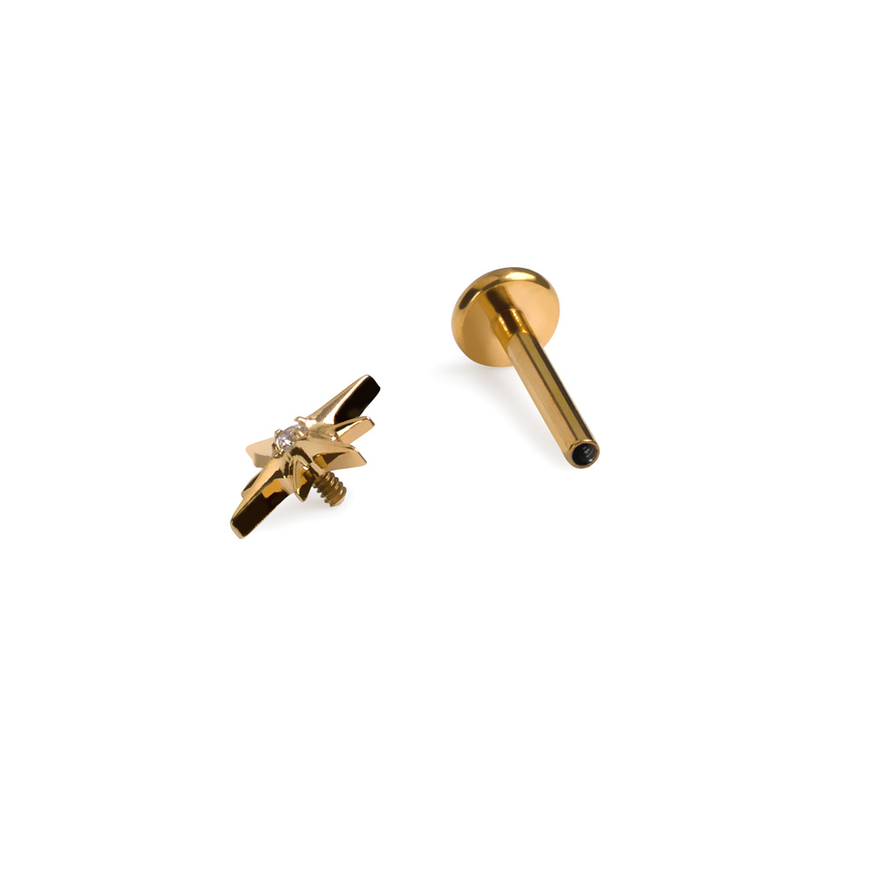 Žvaigždės formos titano labret su akute per vidurį