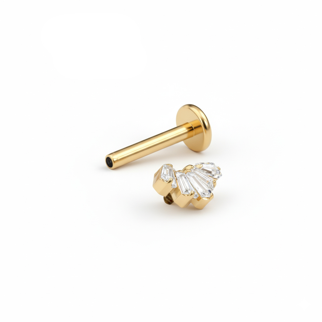 Titano labret su bagetės formos akutėmis