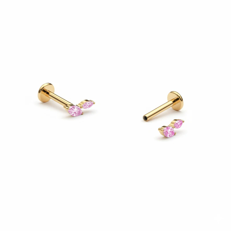 Titano labret su dviem markizės briaunų akutėmis