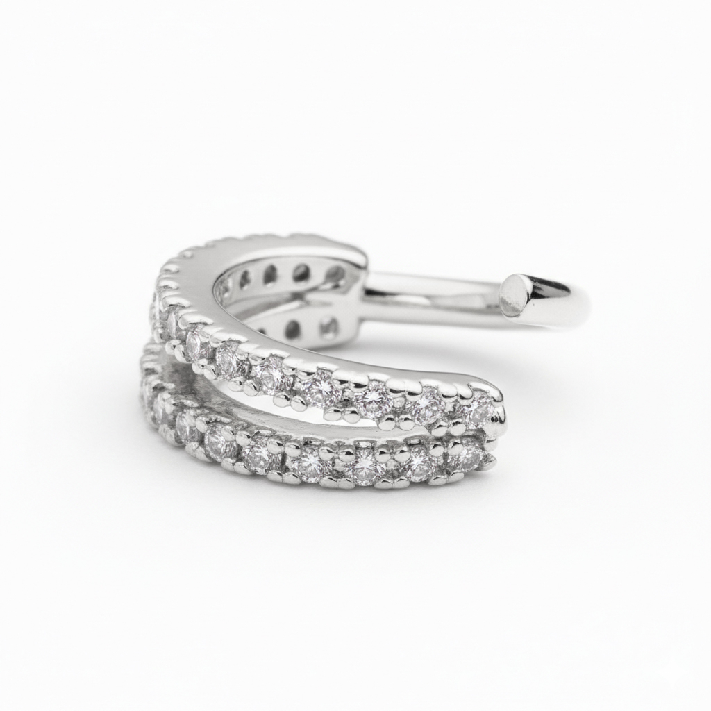 Žiedas su dviguba linija akmenukų