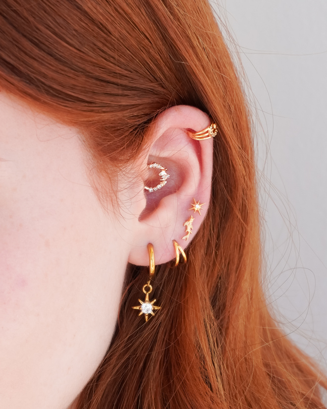 Dvigubas žiedinis auskaras iš titano